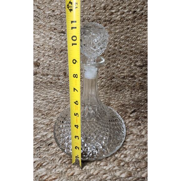 Vintage Genie Style Crystal Clear Glass Decanter Designer Style 11" Tall - Picture 7 of 8